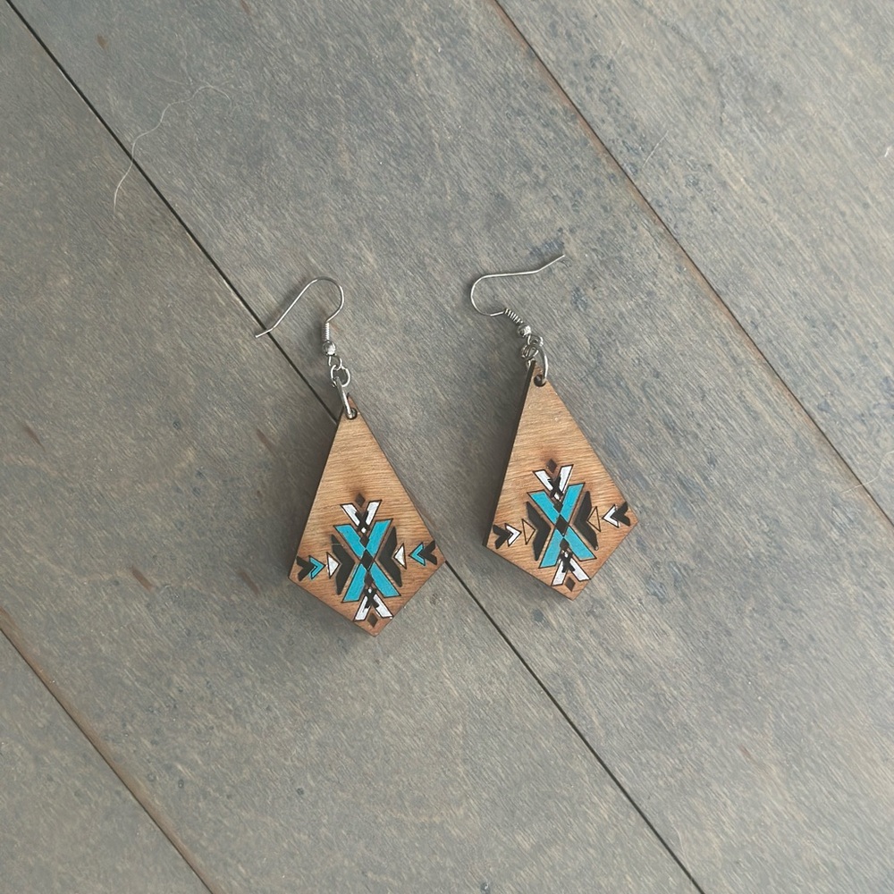 Turquoise and white country western earrings